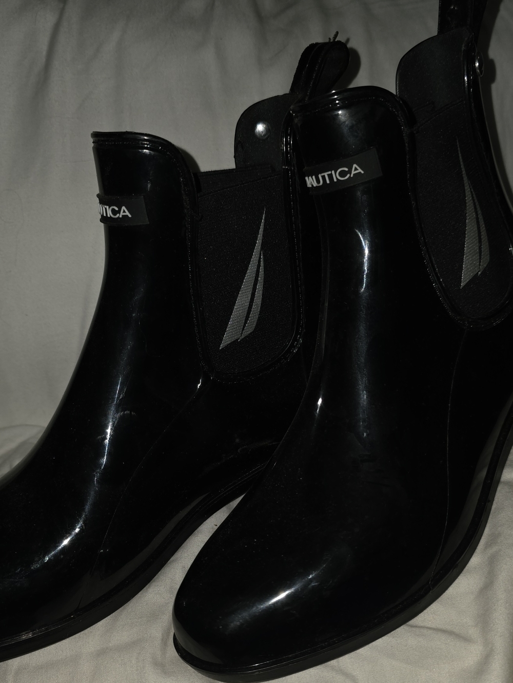Nautica Black Gloss Chelsea Rain Ankle Boots with Reflective Accent